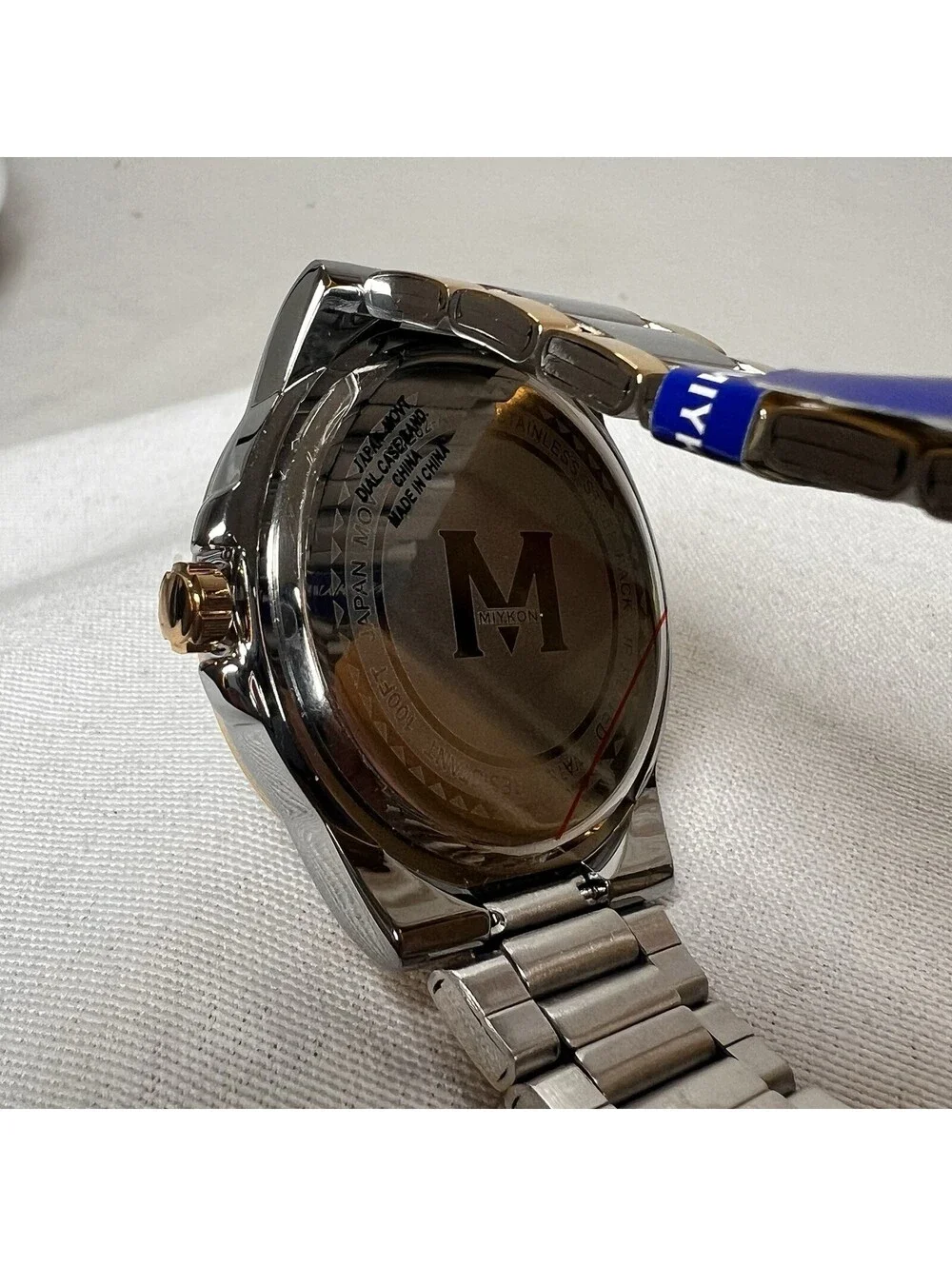MIYKON Men's Two-Tone Watch Black Dial Gold Bezel 46mm  (Y2E02)